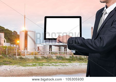 Engineering Working Hold Conputer Notebook
