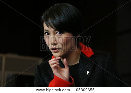 BERLIN, GERMANY - FEBRUARY 5: Rinko Kikuchi poses during the  press conference for the 'Nadie quiere la noche'  presented at the 65th Film Festival in Berlin, on February 5, 2015.