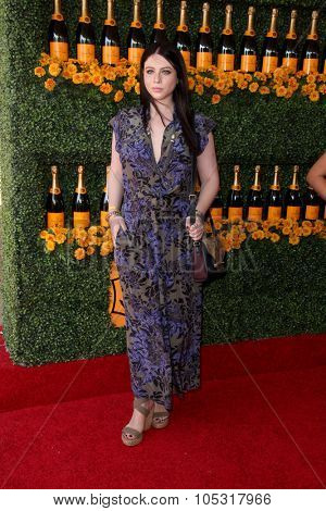 LOS ANGELES - OCT 17:  Michelle Trachtenberg at the Sixth-Annual Veuve Clicquot Polo Classic at the Will Rogers State Historic Park on October 17, 2015 in acific Palisades, CA