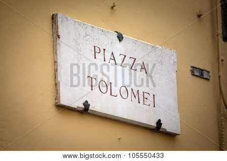 Piazza Tolomei In Siena, Tuscany