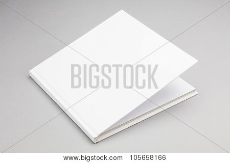 Blank Book White Cover 8,5 X 8,5 In