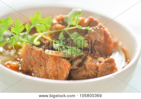 Northern Thai Style Pork Curry With Garlic,pork Stew