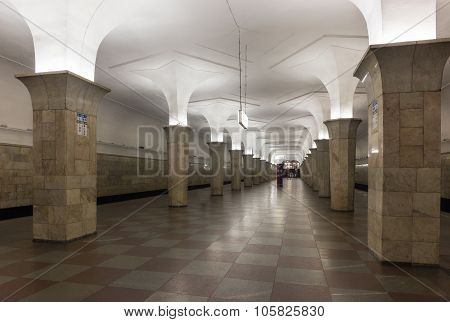 Kropotkinskaya Metro