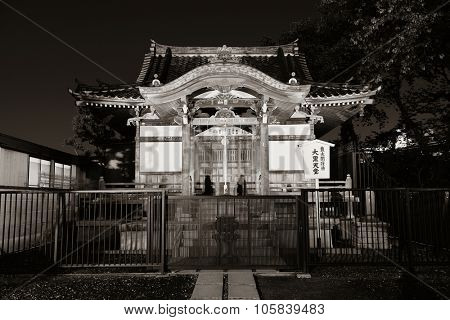 TOKYO, JAPAN - MAY 15: Historical architecture in temple on May 15, 2013 in Tokyo. Sensoji Temple, founded in 645 CE, making it the oldest temple in Tokyo.