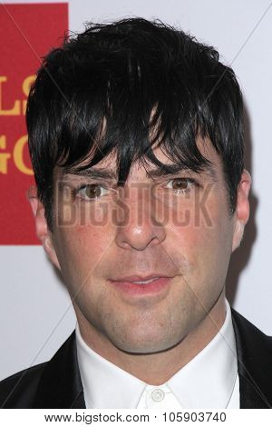 LOS ANGELES - OCT 23:  Zachary Quinto at the 2015 GLSEN Respect Awards at the Beverly Wilshire Hotel on October 23, 2015 in Beverly Hills, CA