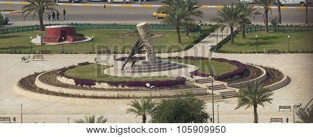 Statue save Iraq