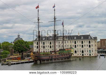 Ships - Exhibits The Netherlands Maritime Museum In Amsterdam