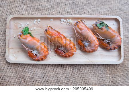 Boiled shrimp on wood tray rady to eat