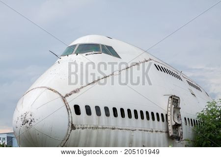 Abandoned Airplane,old Crashed Plane With,plane Wreck Tourist Attraction,old Plane Wreck