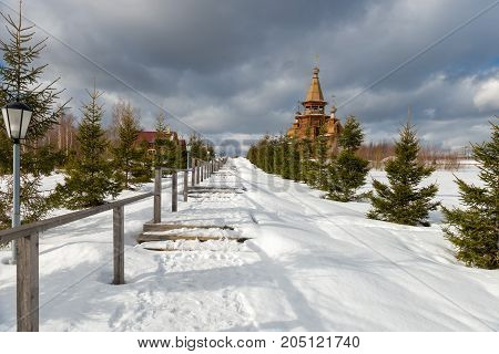 Temple of St. Sergius of Radonezh at the waterfall gremyachiy key. Svyatogorye. Moscow region village Vzglyadnevo
