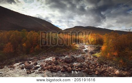 Picturesque autumn mountain landscape of Norway. Skandinavia.
