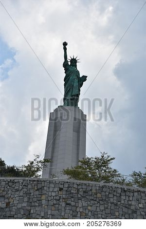 Vestavia Hills, Alabama - Jul 24: Statue Of Liberty Replica At Liberty Park In Vestavia Hills In Ala