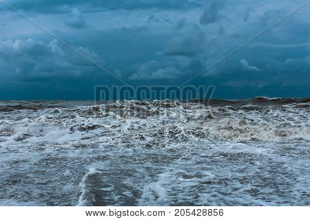 photo during a storm on the sea