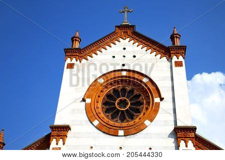 Rose Window  Italy  Lombardy     The Mercallo