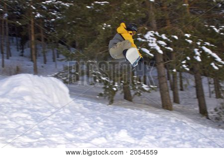 Snowboarder