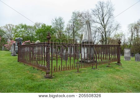 Kingston Cemetery