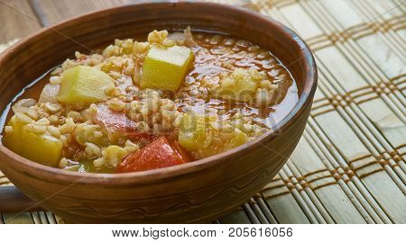 Bulgurl Kabak Yemegi - Bulgur with zucchini Turkish summer dish