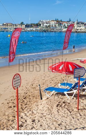 CASCAIS PORTUGAL - SEPTEMBER 24 . 2017 . View of a beach in the touristic village