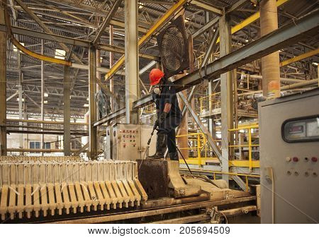 Padaeng industry Mae Sot Tak Thailand February20 2013 : Zinc mine. engineer control machine in factory.