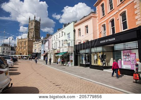 CIRENCESTER, ENGLAND - AUGUST 31, 2017:Old street in Cirencester, England, United Kingdom