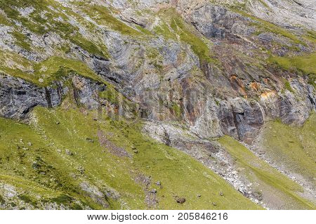 Detail of rocks from the glacial Circus of Troumouse one of the largest from the Europe.