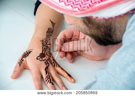 Beautiful floral henna
