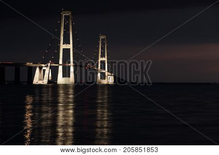 StorebÃÂ¦ltsbroen bridge. The sun has just set