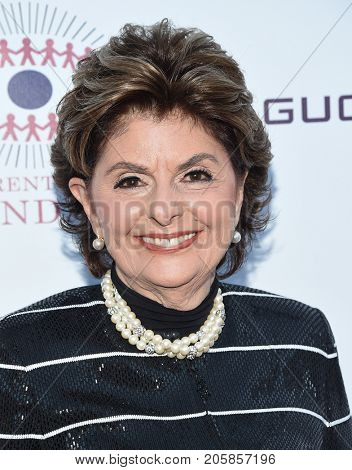 LOS ANGELES - SEP 09:  Gloria Allred arrives for the 2017 Brent Shapiro Foundation Summer Spectacular on September 9, 2017 in Beverly Hills, CA                