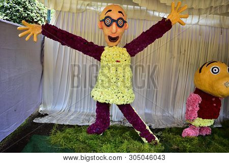 Kodaikanal, Tamilnadu, India - June 2, 2019: Statues Made With Flowers At The 58Th Flower Show In Ko