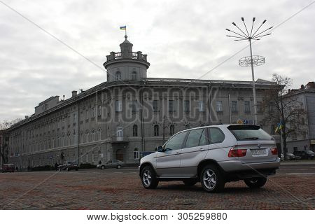 Chernigov, Ukraine - November 16, 2017: Bmw X5 (e53) In The Center Of The City