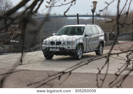 Chernigov, Ukraine - November 16, 2017: Bmw X5 (e53) In The Center Of The City