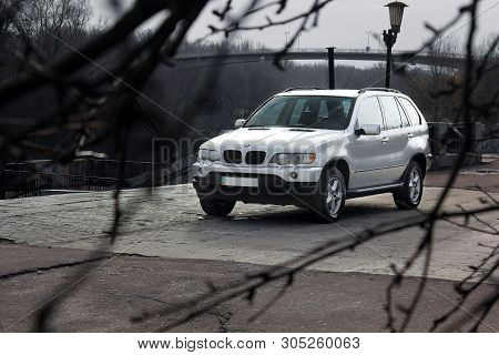 Chernigov, Ukraine - November 16, 2017: Bmw X5 (e53) In The Center Of The City