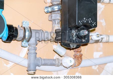 Sanitary Engineering. Connection Of The Supply Pump In The Home Heating System. Connection Of Plasti