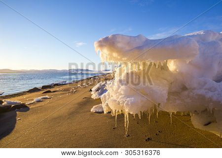 Guba Voronya Bay. Kola Peninsula Winter Landscape