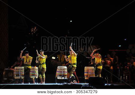 Bangkok, Thailand - 28 May 2019 : Artiste Have Drum Performance  Are Hit Local Ancient Drum And Cult