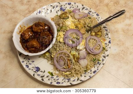 Egg Chicken Fried Rice And Chilli Chicken Is A Popular Indo-chinese Dish Of Nonveg In India