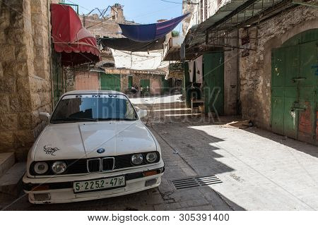 Hebron, Palestina. June 07, 2013. Impression Of A Car Parked In The City Center Of Hebron.
