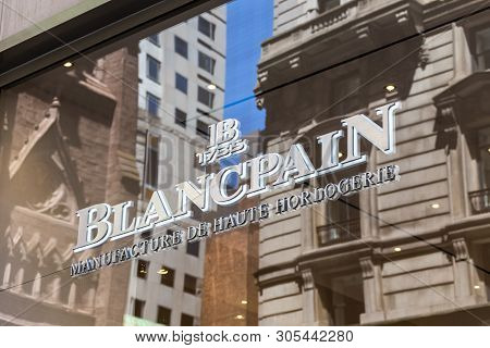 New York, Usa - May 15, 2019: Blancpain Store On 5th Ave In New York City. Blancpain Designs, Manufa
