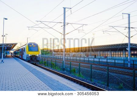 Antwerp, Belgium, May 2019,  The Train Is Waiting At The Platform For Passengers Inside The Beautifu
