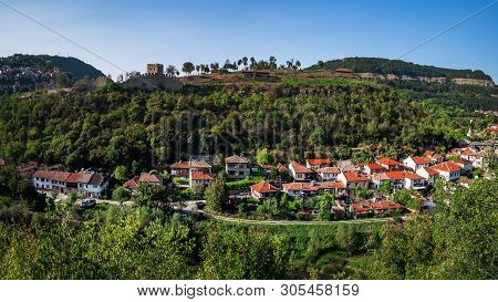 Panoramic View Of Veliko Tarnovo From Tsarevets Hill. Typical Terrace Architecture In Veliko Tarnovo