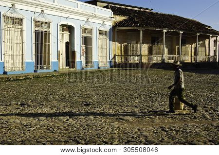 12 April 2007- Trinidad-cuba-people Strolling In The Square Of Trinidad In Cuba