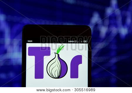 Tor Browser Logo Seen On The Smartphone