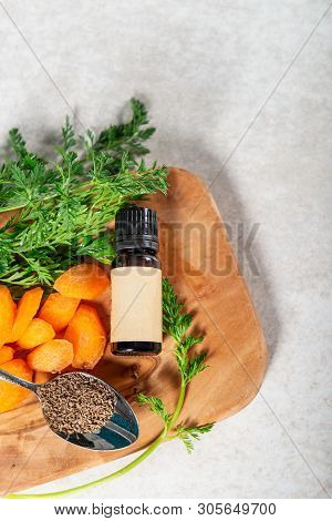 Carrot Seed Oil. Pure, Natural, Cold Pressed, Unscented, Vegan, Hexane Free, No Gmo - Ideal For Arom