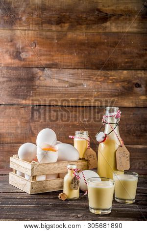 Homemade Egg Liquor
