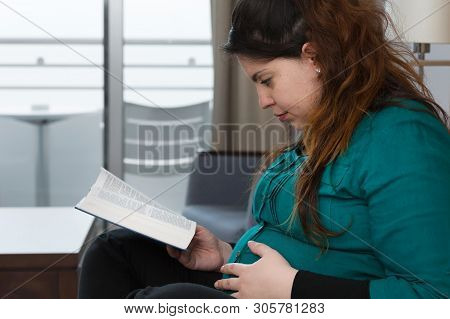 Pregnant Mother Bible Study Devotional Time