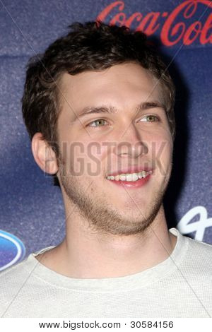 LOS ANGELES - MAR 1: Phillip Phillips.Colton Dixon ankommer på American Idol sæson 11 Top 13 Pa
