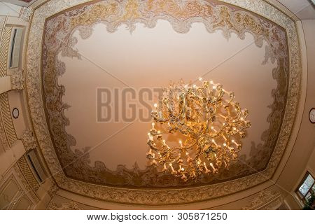 Moscow - October 27, 2018: Genuine Chandelier In The Lepeshkiny Town Mansion. Is Now The Institute O