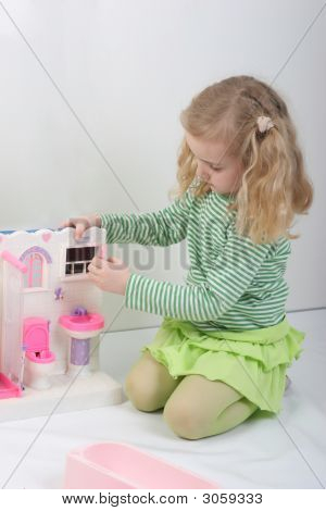 Batole dívka přehrání