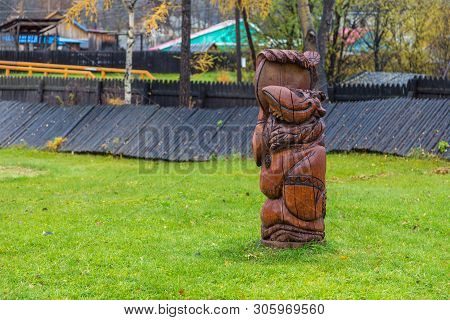 Esso, Kamchatka, Russia- 02 October 2014: Wooden, Carved Figures At The Exhibition Of The Kamchatka 