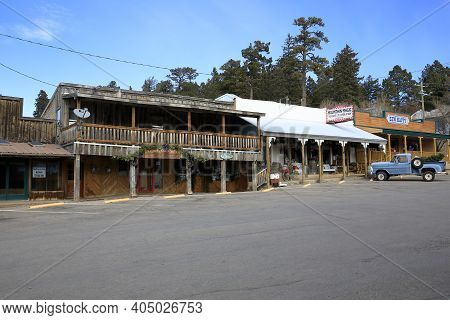 Cloudcroft Town, Otero County, New Mexico Usa - Dec 25, 2020: The Historical Old Town Along Us Hwy 8